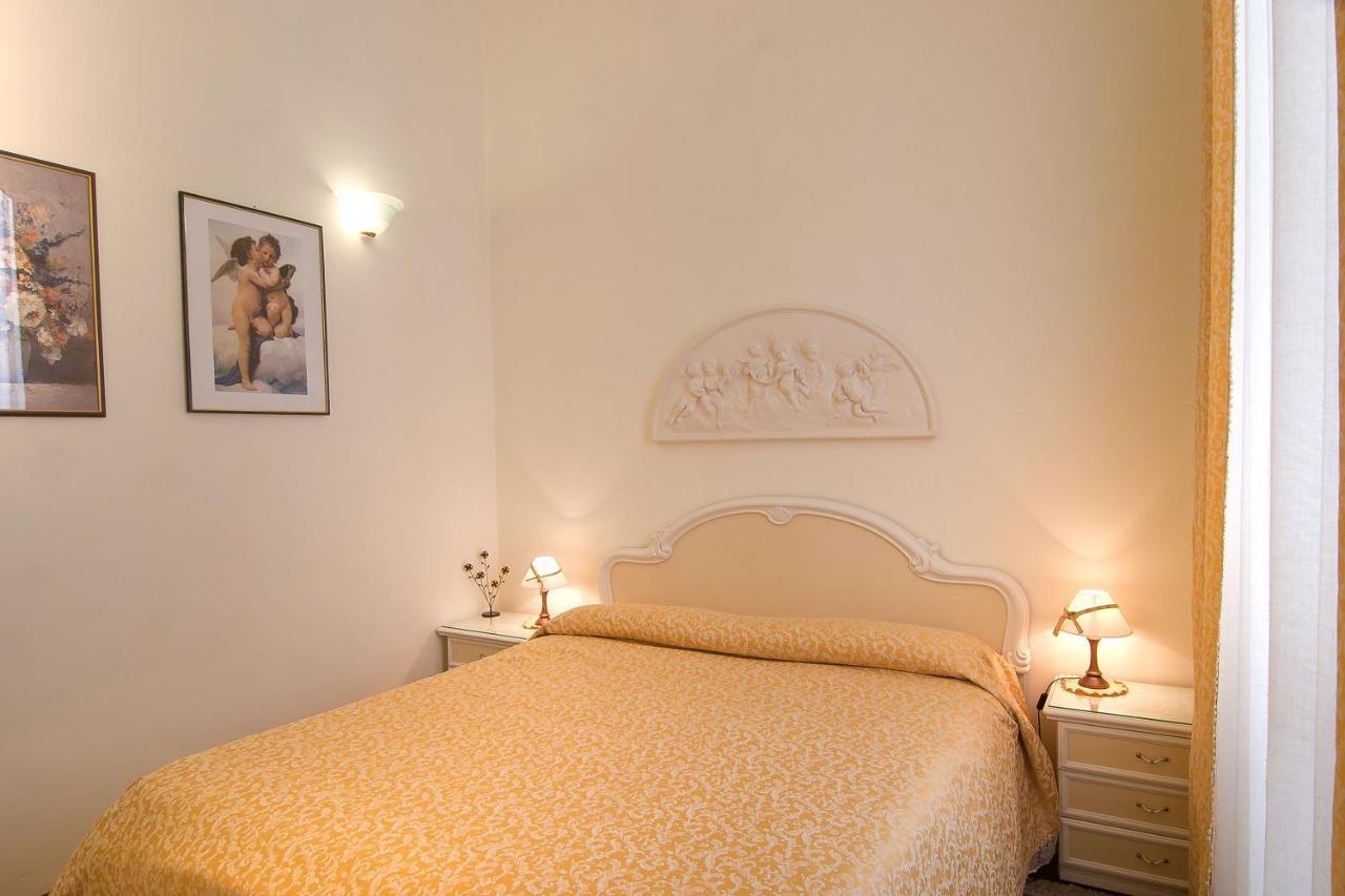 Alla Dolce Vita Roma Centro Δωμάτιο φωτογραφία